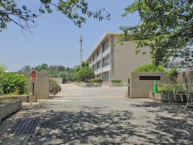 小学校　春日南小学校（小学校）まで648m
