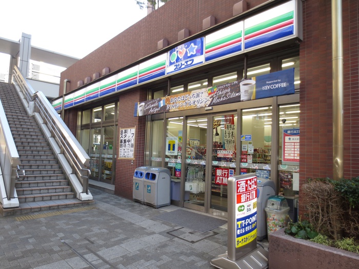 コンビニ　スリーエフ（コンビニ）まで100m