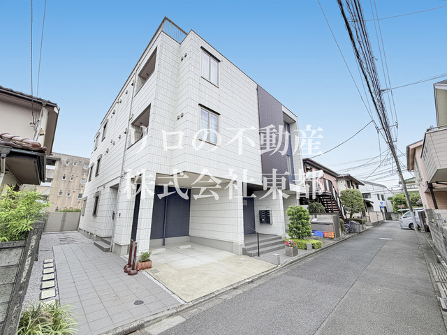 建物外観　セキュリティーが気になる方におすすめのオートロック付です！
