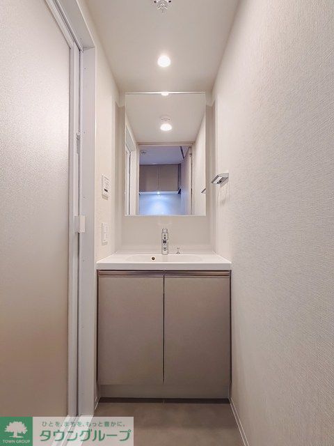 洗面設備　※写真は同タイプ住戸です。