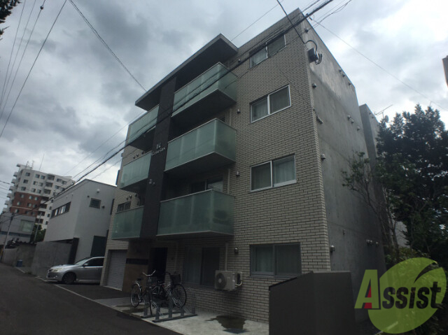 建物外観　札幌市中央区南４条西「グラシアス円山」