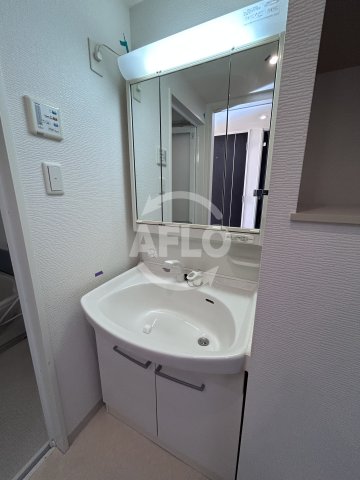 洗面設備　淀川ウエストタワー　洗面台