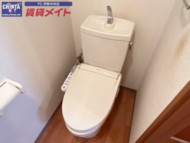 トイレ　同物件別室画像