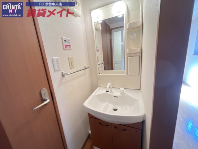 洗面設備　同物件別室画像