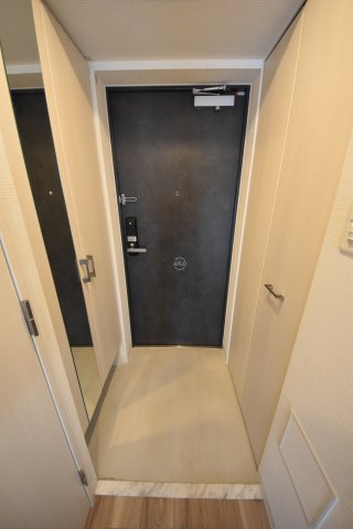 玄関　エスリード大阪京橋フロレゾン　玄関