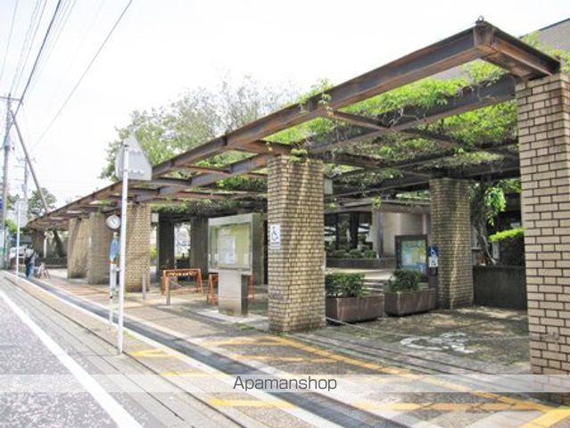 図書館　茅ヶ崎市立図書館（図書館）まで519m