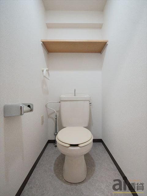 トイレ　※同仕様写真