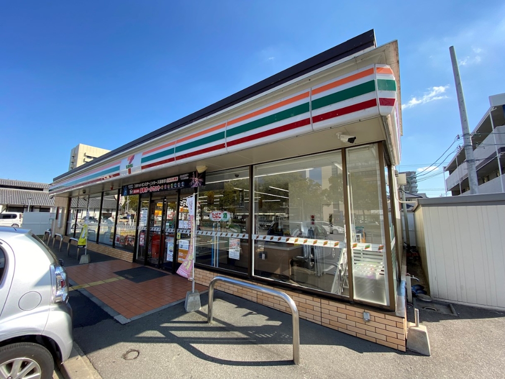 コンビニ　セブンイレブン 姫路佃町店（コンビニ）まで890m