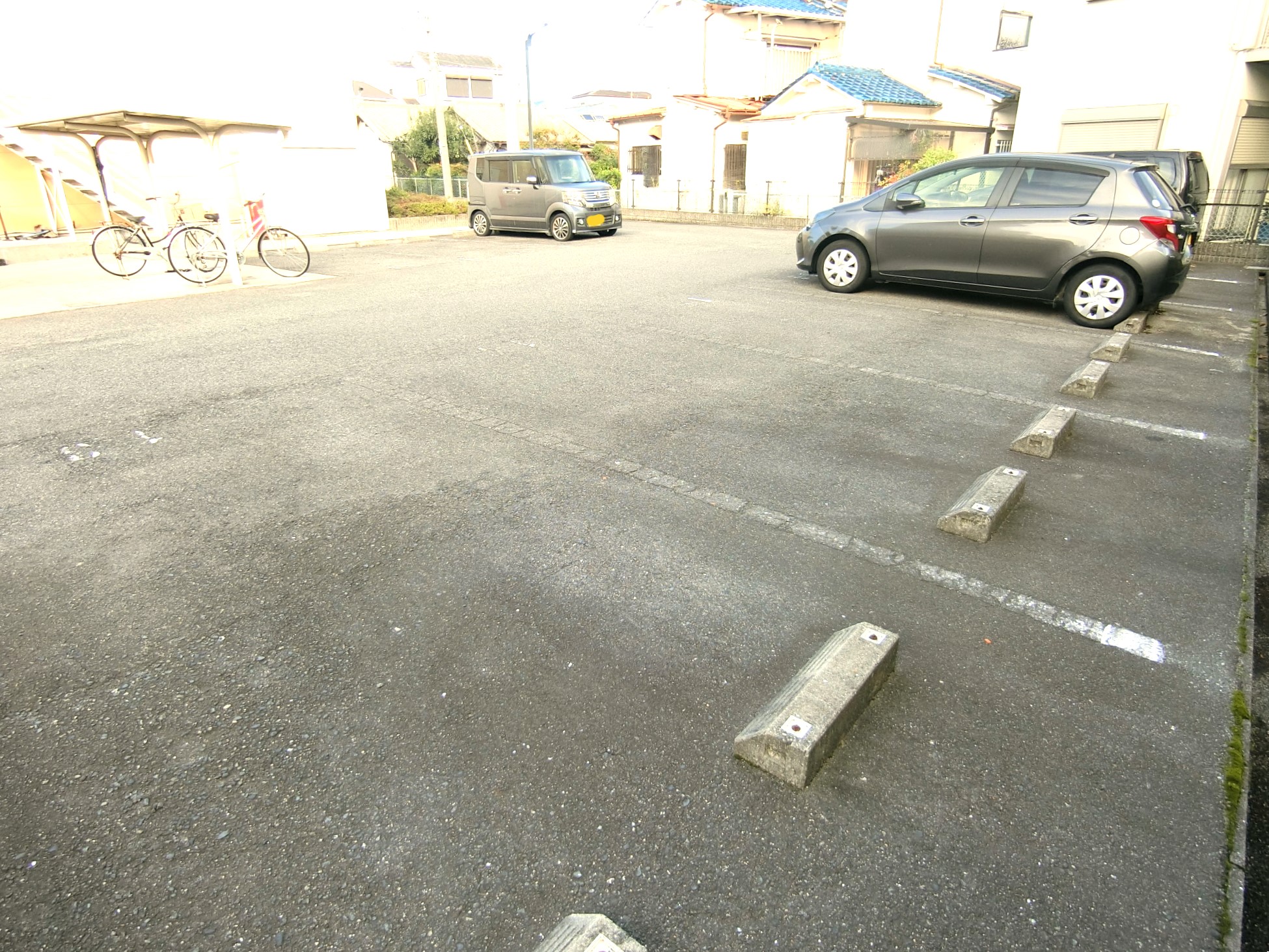 駐車場　敷地内駐車場を完備です☆（要確認）