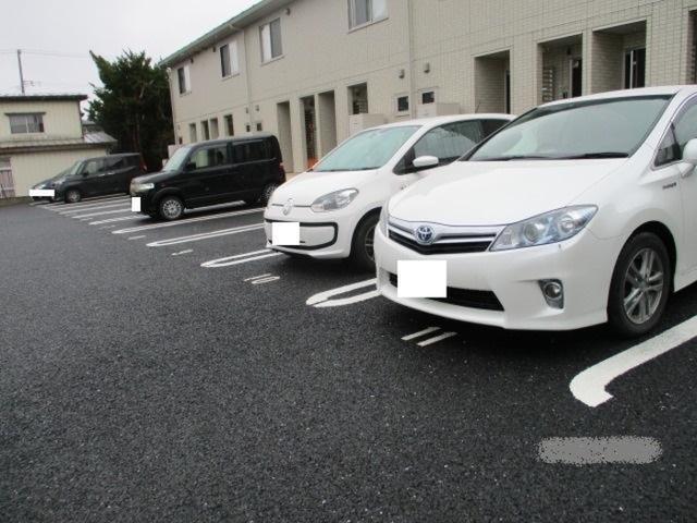 駐車場　駐車場