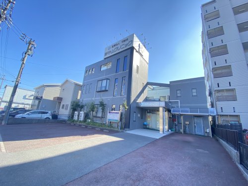 病院　新守山クリニック（病院）まで438m
