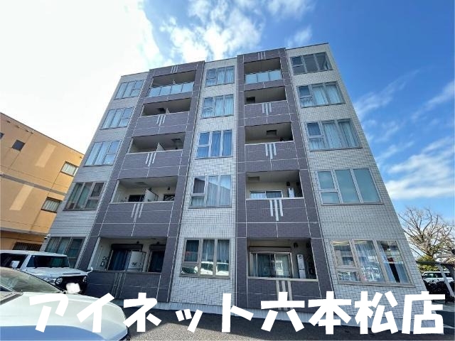建物外観　設備の整った2LDK物件です。