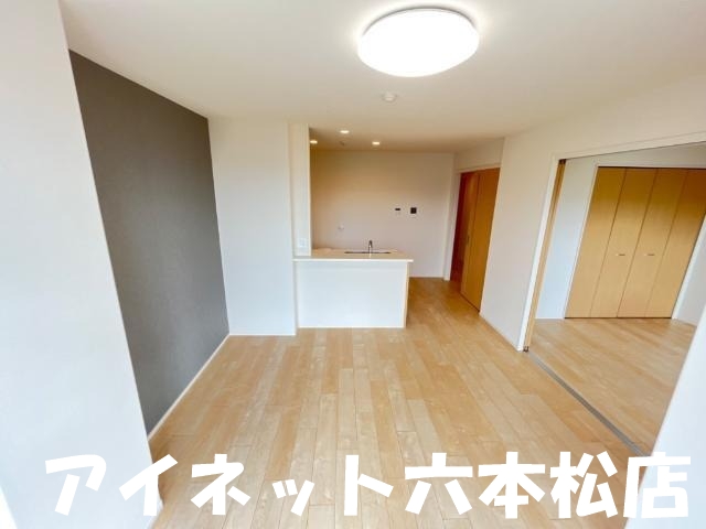 居室・リビング　広々としていいですね。