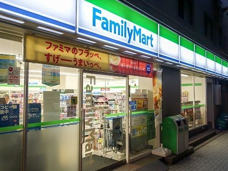 コンビニ　ファミリーマート 大淀南店（コンビニ）まで412m
