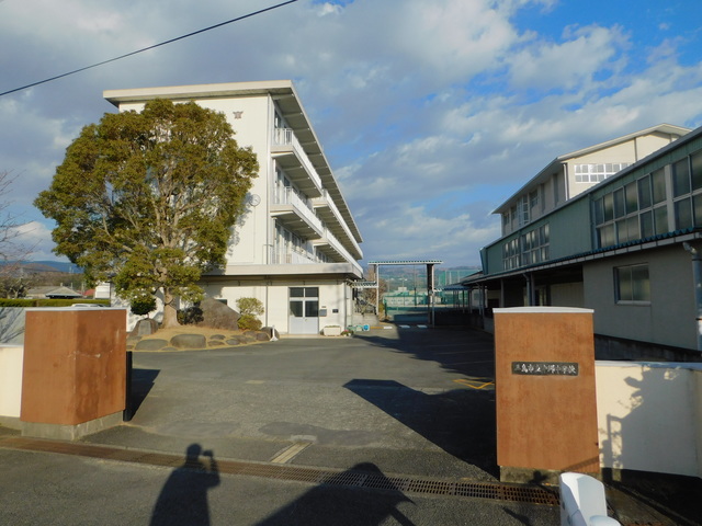 中学校　三島市立中郷中学校（中学校）まで1328m
