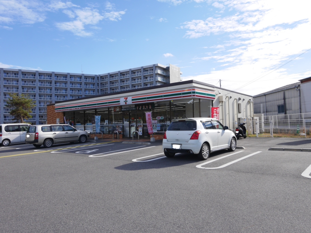 コンビニ　セブンイレブン 甲西ダイハツ工場前店（コンビニ）まで1177m