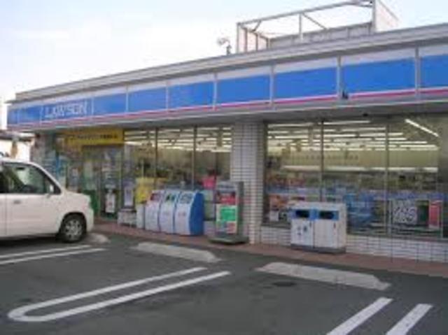 コンビニ　ローソン伊丹南町4丁目店（コンビニ）まで151m