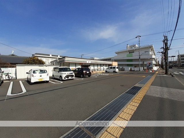 コンビニ　セブン－イレブン　高知若草町店（コンビニ）まで950m
