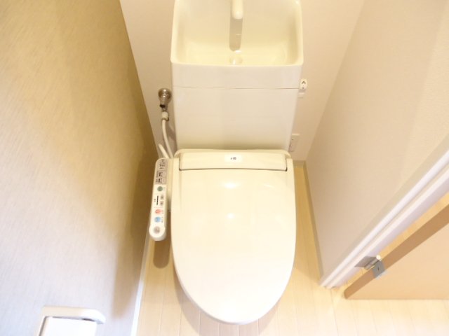 トイレ　シャワー付トイレ