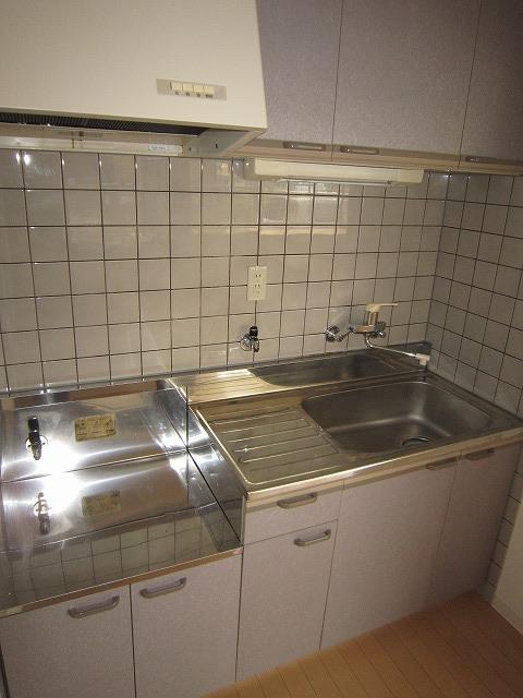 キッチン　ガスコンロ設置可