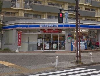 コンビニ　ローソン ポートストア辰巳店（コンビニ）まで140m