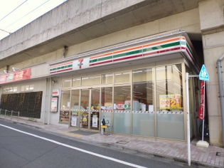 コンビニ　セブンイレブン 練馬富士見台駅西店（コンビニ）まで292m