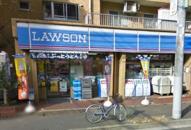 コンビニ　ローソン大森海岸駅前店（コンビニ）まで185m