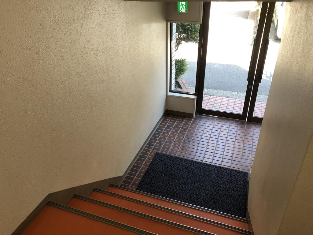 エントランス　エントランスからお部屋までは内階段です！