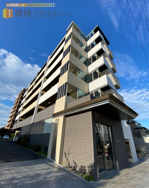 建物外観　ラグジュアリー感が。。