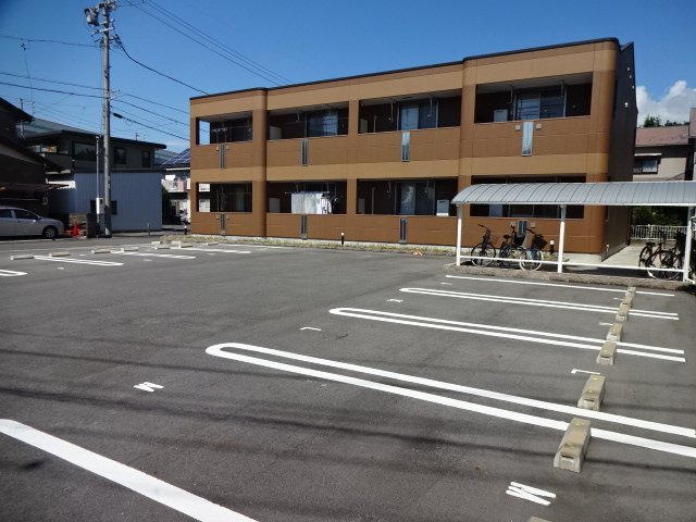 駐車場　外観写真（昼）