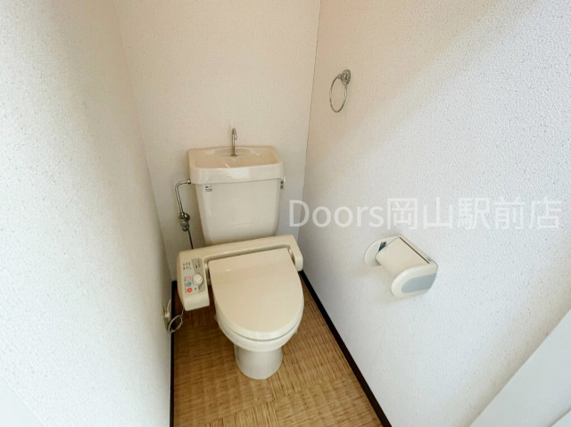 トイレ　別のお部屋の写真