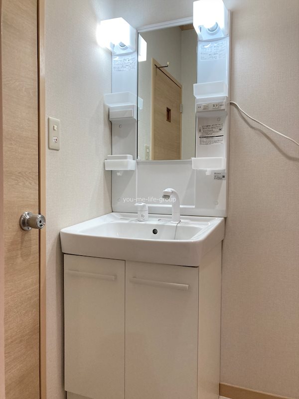洗面設備　※参考写真