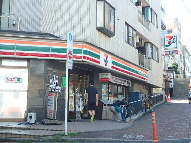 コンビニ　セブンイレブン 北区東十条駅前店（コンビニ）まで385m