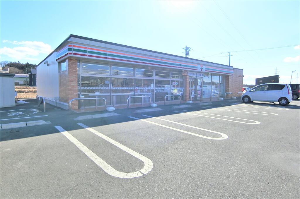 コンビニ　セブンイレブン福島清明町店（コンビニ）まで499m