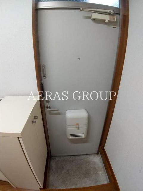 玄関　別部屋同仕様タイプ