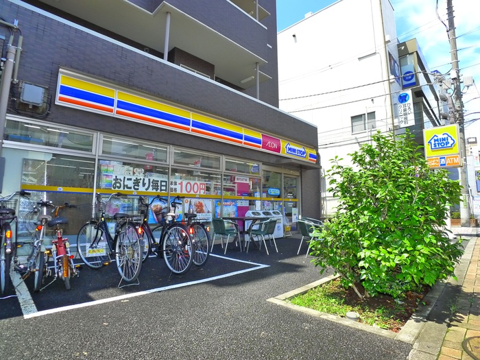 コンビニ　ミニストップ（コンビニ）まで350m