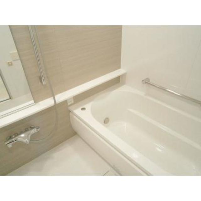 バス・シャワールーム　※写真は同タイプ住戸です。