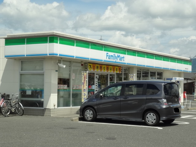 コンビニ　ファミリーマートJR行橋駅店（コンビニ）まで459m