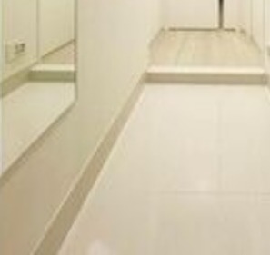 玄関　別部屋同仕様