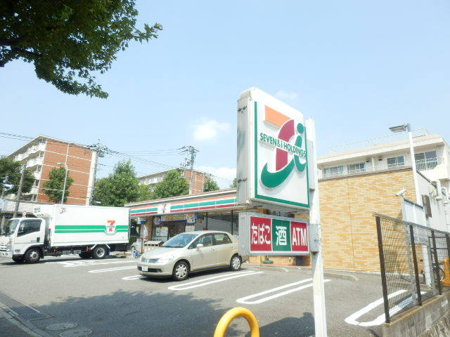 コンビニ　セブンイレブン横浜すすき野2丁目店（コンビニ）まで459m