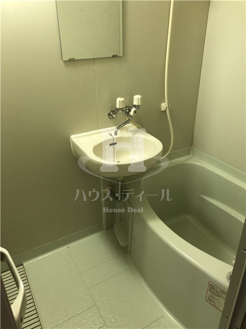 バス・シャワールーム　日々の暮らしに欠かせないお風呂です