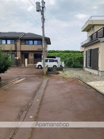 その他　前面道路（その他）まで0m