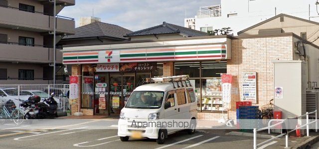 コンビニ　セブンイレブン（コンビニ）まで224m
