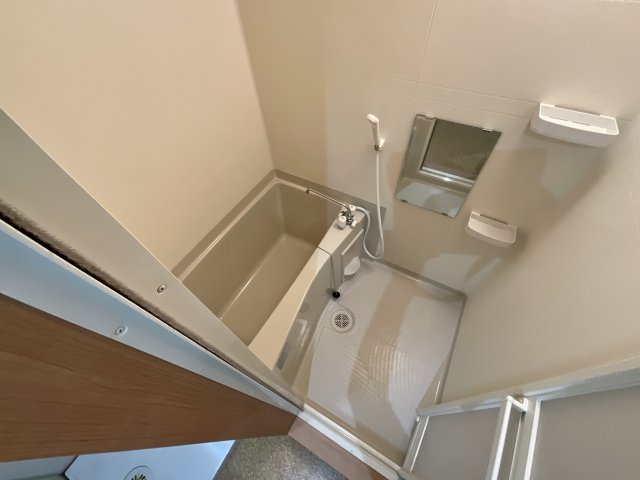 バス・シャワールーム　お風呂で日々の疲れを落としましょう