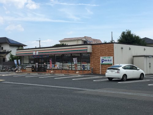 コンビニ　セブン－イレブン東大阪柏田本町店（コンビニ）まで548m