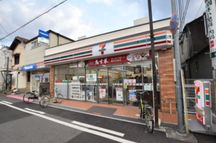コンビニ　セブンイレブン 北信太東口店（コンビニ）まで308m