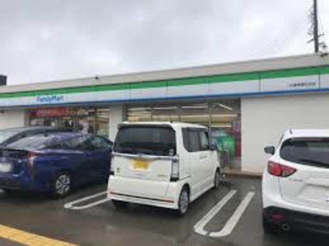 コンビニ　ファミリーマート小浦貝塚石才店（コンビニ）まで359m