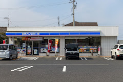 コンビニ　ローソン　出雲大塚店（コンビニ）まで603m