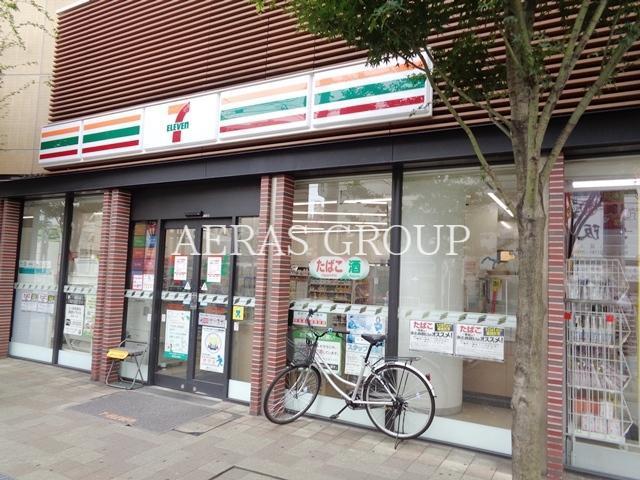 コンビニ　セブンイレブン横浜日ノ出町駅前店（コンビニ）まで120m