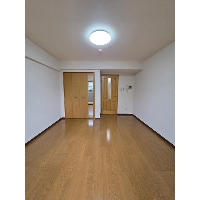 その他設備　他号室参照。現況優先。